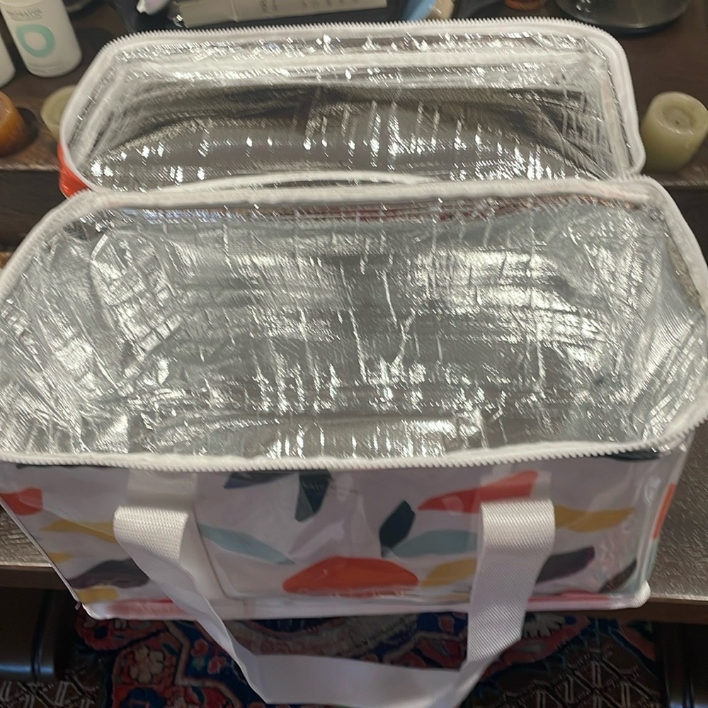 🌟🌟HOST PICK🌟🌟Kate Spade Multicolor Cooler Bag Large NWT - Picture 7 of 9